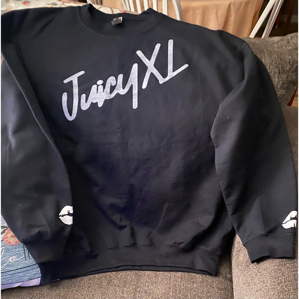 Gildan sweatshirt